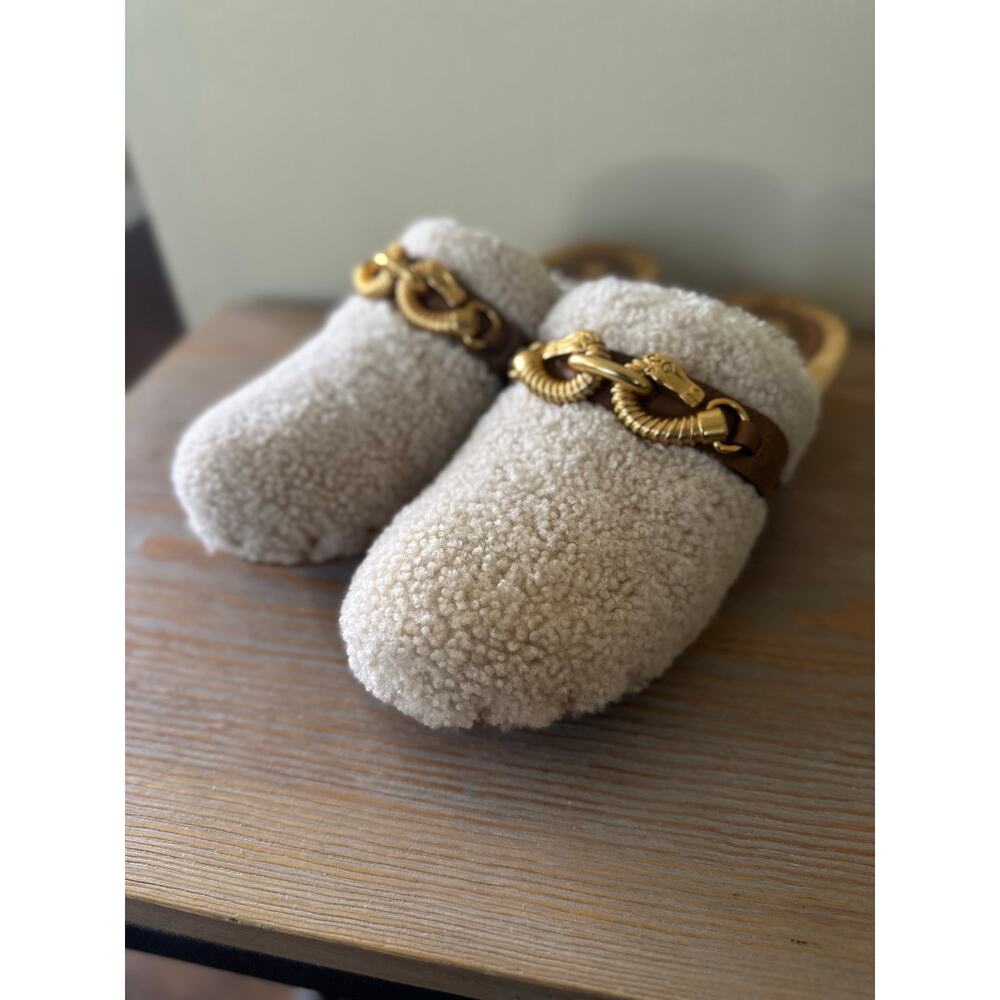 Tory Burch Shearling Clogs Women’s Size 9 Jessa Mules Tan Beige Gold Chain Shoes - Picture 7 of 15